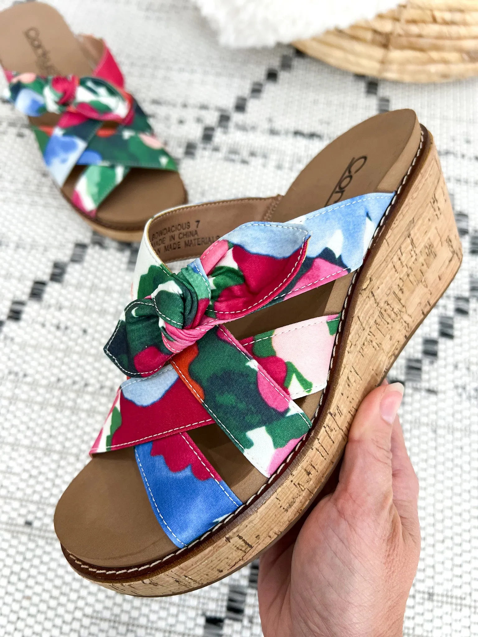 Corky's Bowdacious Wedge - Floral