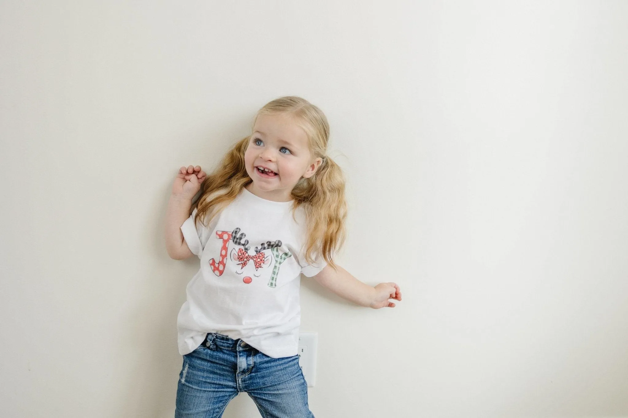 Kids Christmas Shirts, cute unicorn style reindeer Joy christmas shirt kids, girls christmas tshirt