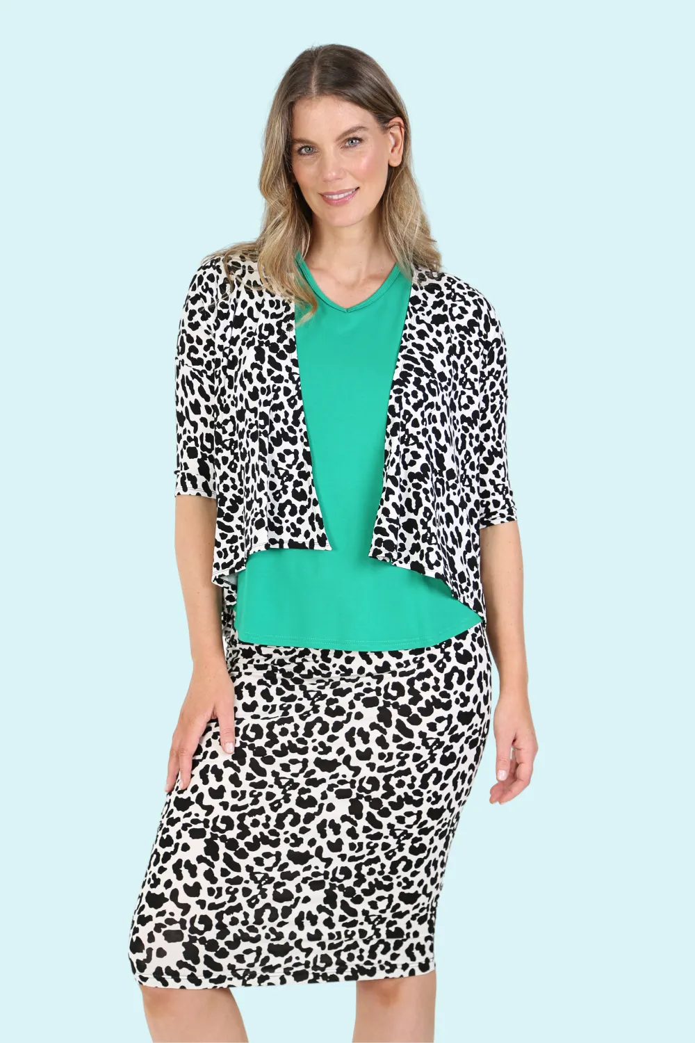 KIRA Bamboo Leopard Print 3/4 Sleeve Cardigan