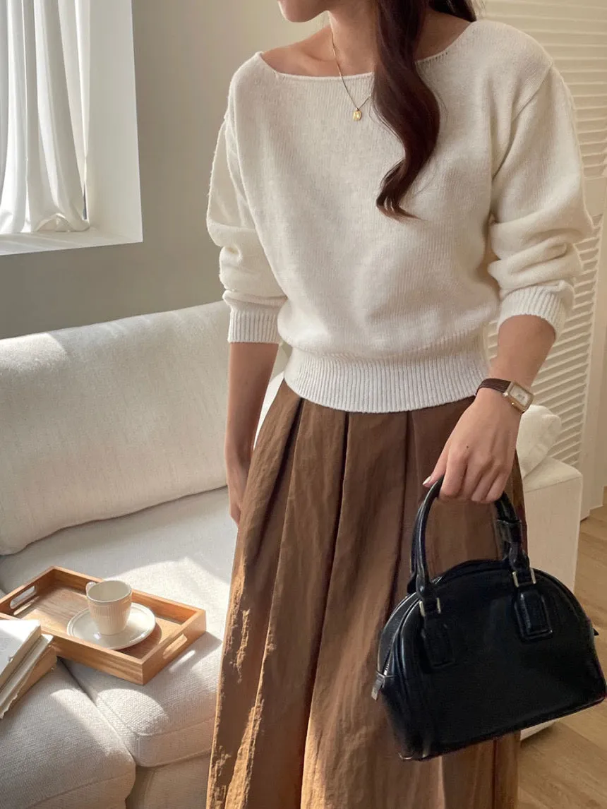 Loose Fit Boat-Neck Knit Top