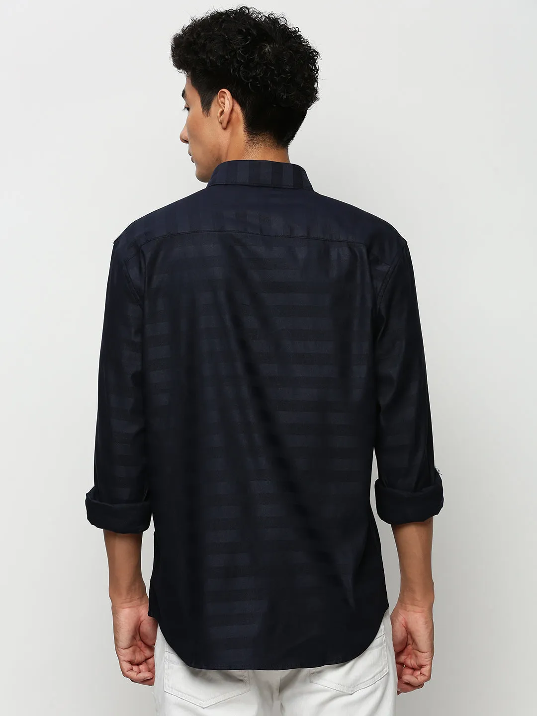 Men Navy Blue Horizontal Striped Slim Fit Cotton Casual Shirt